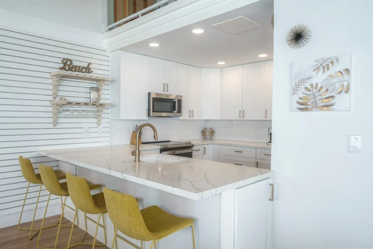 Holiday home Direct Oceanfront Penthouse Villa Kahana