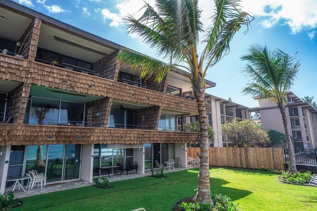 Direct Oceanfront Penthouse Villa Kahana
